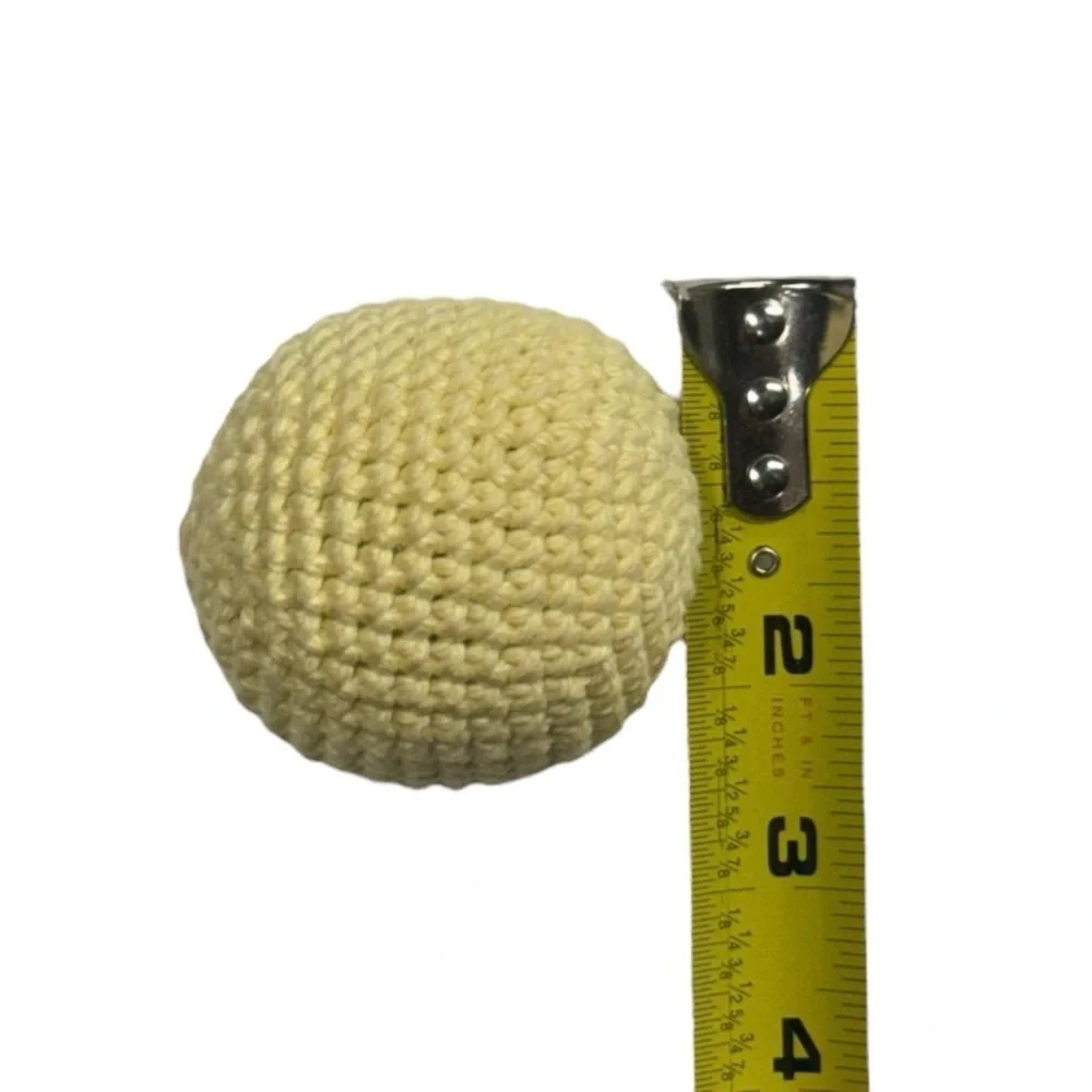100% handmade crochet ball toy for cats with catnip inside! 100% cotton yarn toy